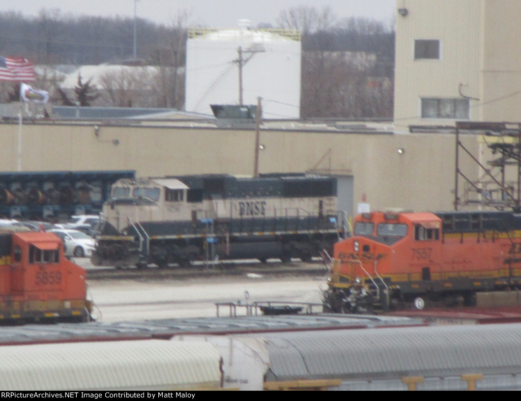 BNSF 7557